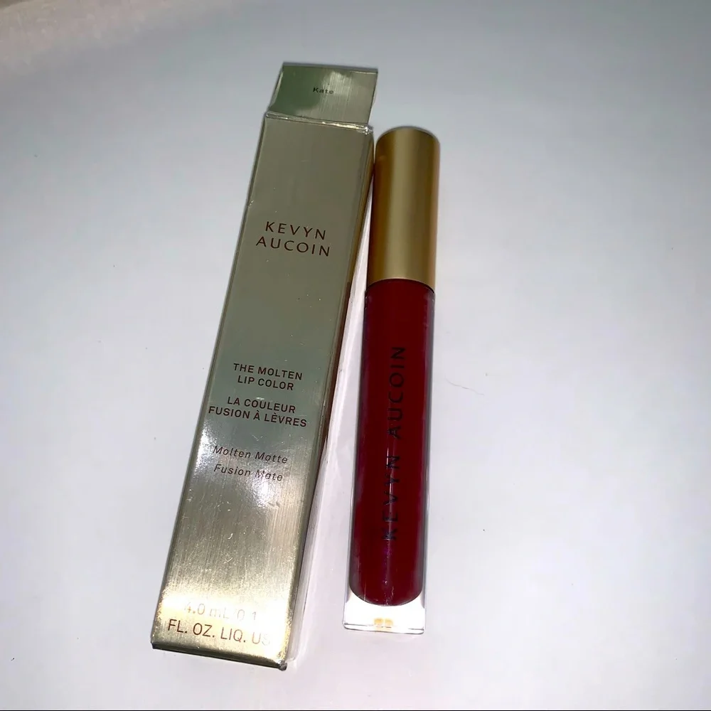 Kevyn aucoin lip